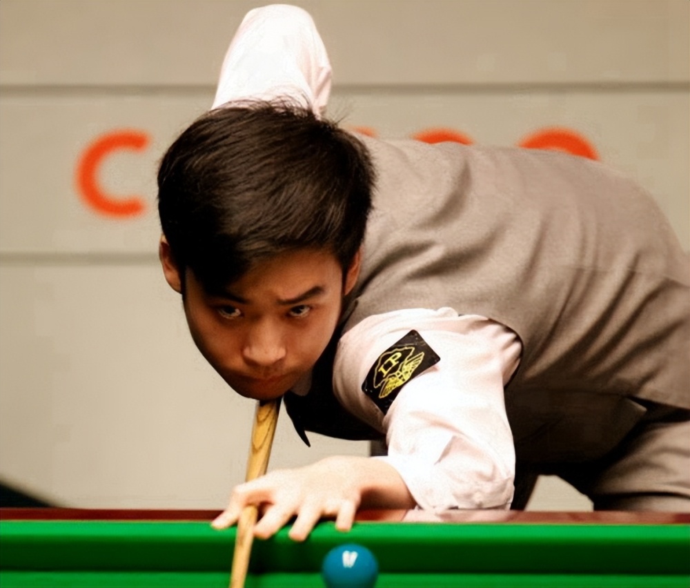 生于巴西圣 生于巴西圣