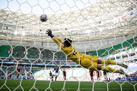 了他极高的 了他极高的